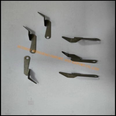 Saurer 400 Rapier Loom Spare Parts 847267 MOVABLE PLATE 847115 FIXED PLATE,MRO SUPPLIES FOR WEAVING PLANTS FACTORY স্যুইজার 400 র্যাপিয়ার তাঁতবাহী যন্ত্রাংশ 847267 MOVABLE PLATE 847115 FIXED PLATE,MRO টিউবিং প্ল্যান্টের জন্য সরবরাহ কারখানা